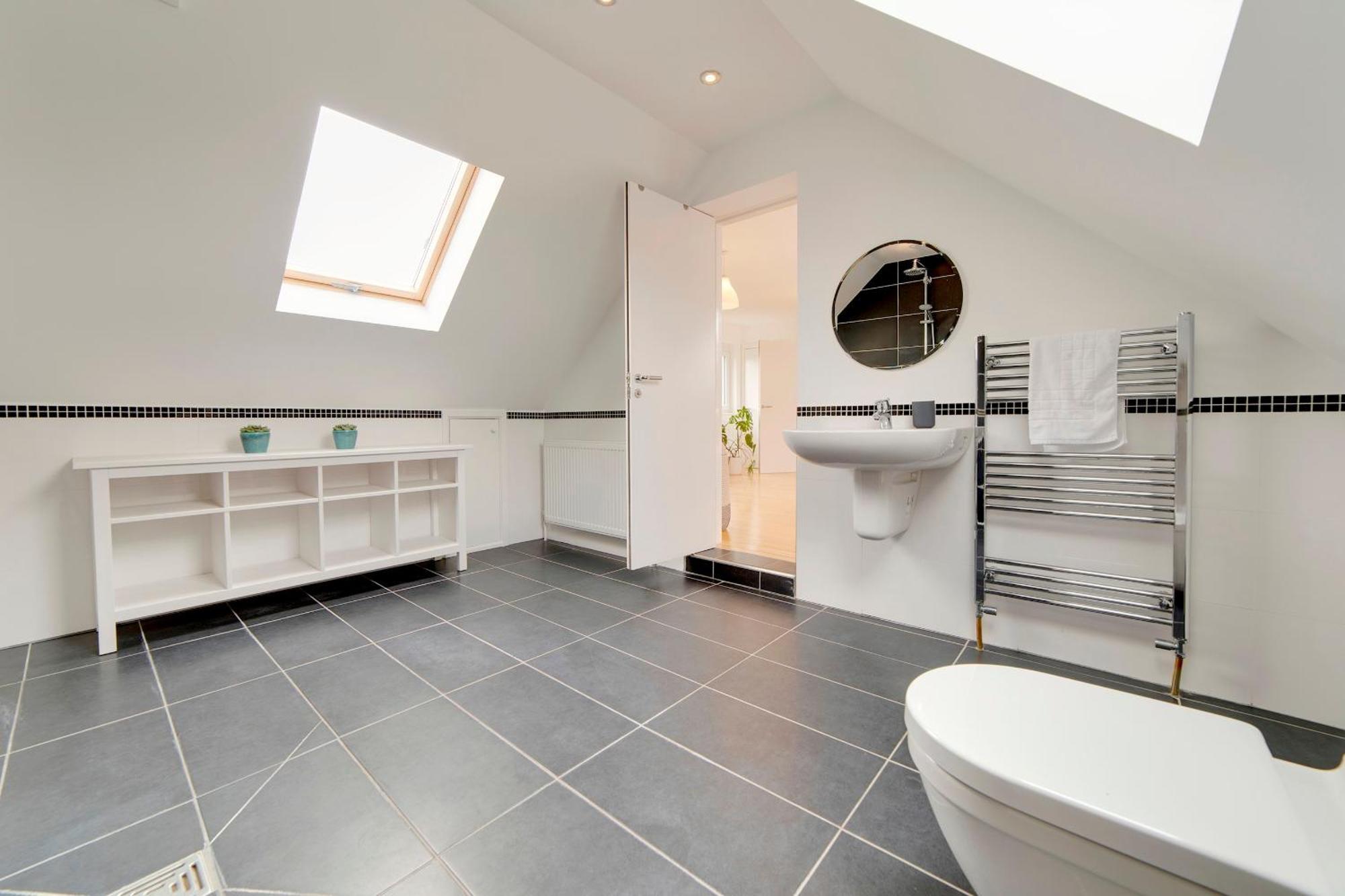 Pass The Keys 49 Byron Square Modern And Spacious 3 Bed Home With Free Parking CBG Exterior foto