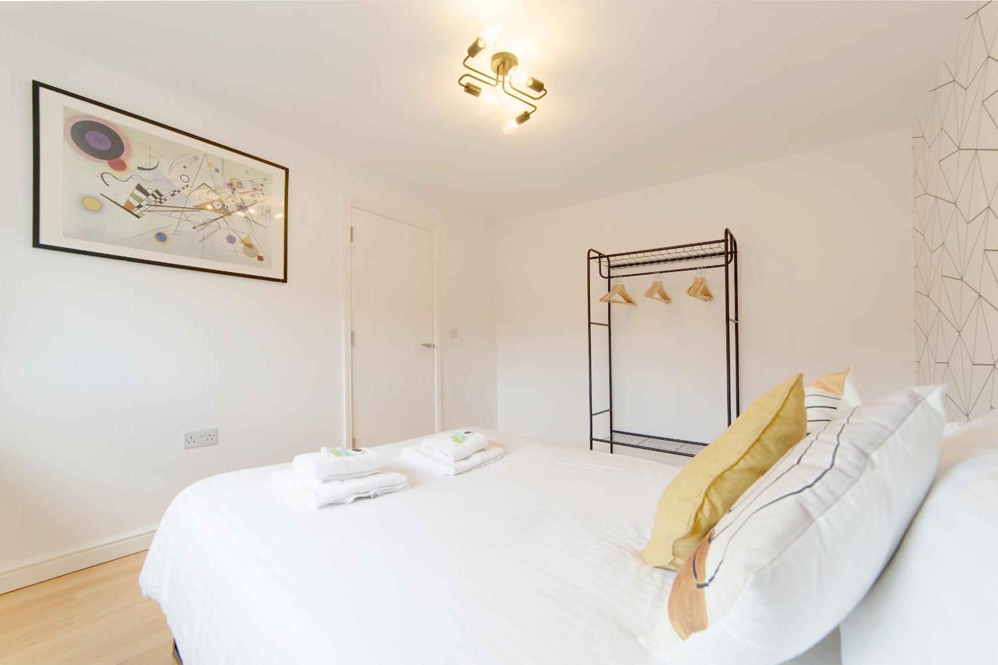 Pass The Keys 49 Byron Square Modern And Spacious 3 Bed Home With Free Parking CBG Exterior foto